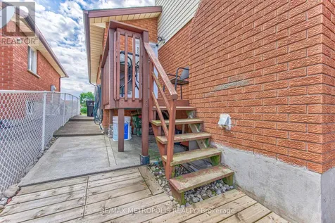 184 Stonyburn Crescent Cambridge ON N1R 7X8