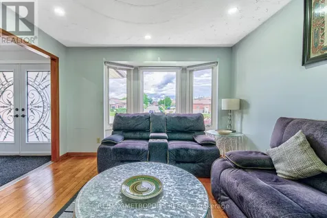 184 Stonyburn Crescent Cambridge ON N1R 7X8