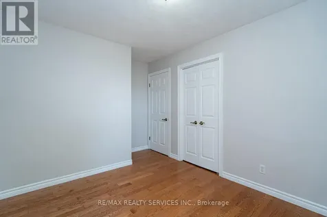 285 Thorncrest Drive Waterloo ON N2L 4L2