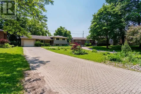 285 Thorncrest Drive Waterloo ON N2L 4L2