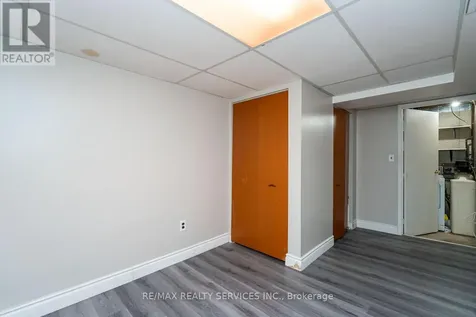 285 Thorncrest Drive Waterloo ON N2L 4L2