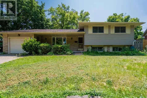 285 Thorncrest Drive Waterloo ON N2L 4L2