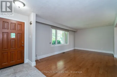 285 Thorncrest Drive Waterloo ON N2L 4L2