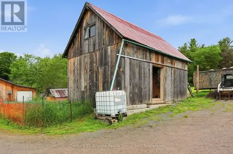 1742 Rose Island Road Wollaston ON K0L 1P0