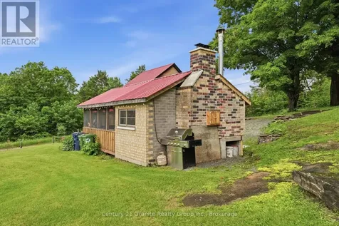 1742 Rose Island Road Wollaston ON K0L 1P0