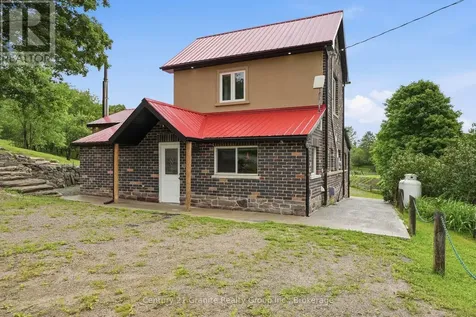 1742 Rose Island Road Wollaston ON K0L 1P0