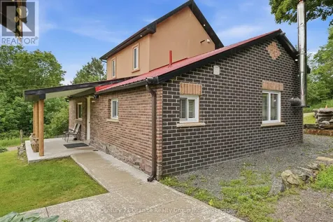 1742 Rose Island Road Wollaston ON K0L 1P0