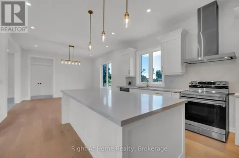 213 Suzanne Mess Boulevard Cobourg ON K9A 3L3
