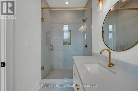 213 Suzanne Mess Boulevard Cobourg ON K9A 3L3