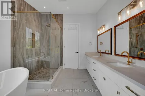 213 Suzanne Mess Boulevard Cobourg ON K9A 3L3