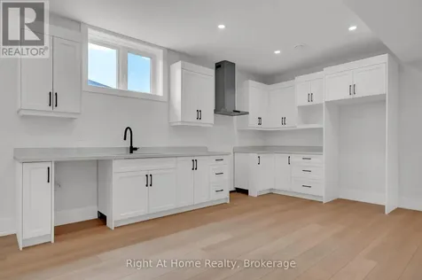213 Suzanne Mess Boulevard Cobourg ON K9A 3L3