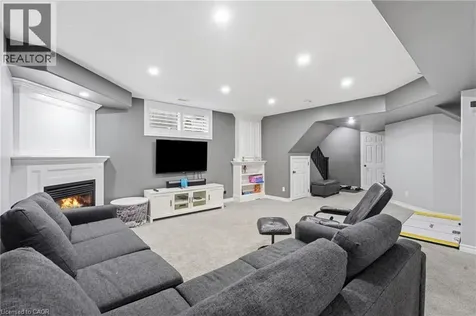 106 Brookmead Street Elmira ON N3B 3M1
