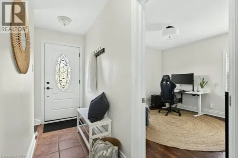 720 Britannia Avenue Hamilton ON L8H 2A9