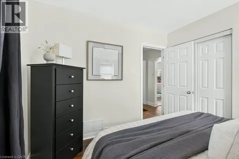 720 Britannia Avenue Hamilton ON L8H 2A9