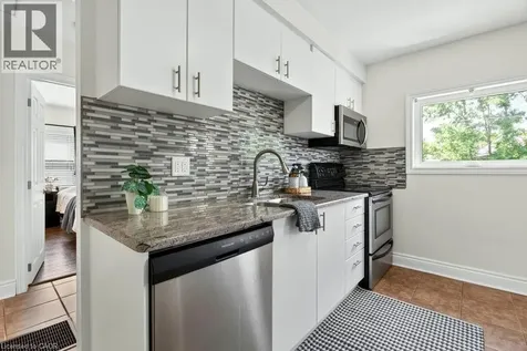720 Britannia Avenue Hamilton ON L8H 2A9