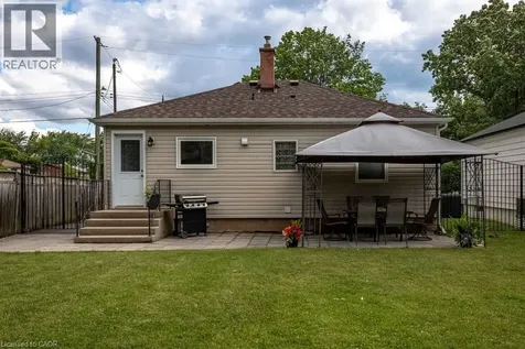 720 Britannia Avenue Hamilton ON L8H 2A9