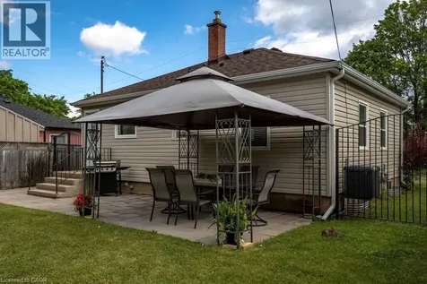 720 Britannia Avenue Hamilton ON L8H 2A9