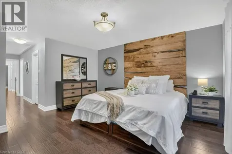 51 Westcliff Way Cambridge ON N1S 5B4