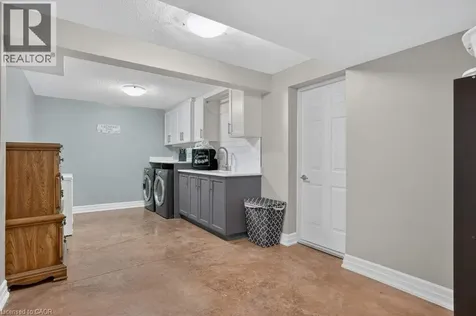 51 Westcliff Way Cambridge ON N1S 5B4