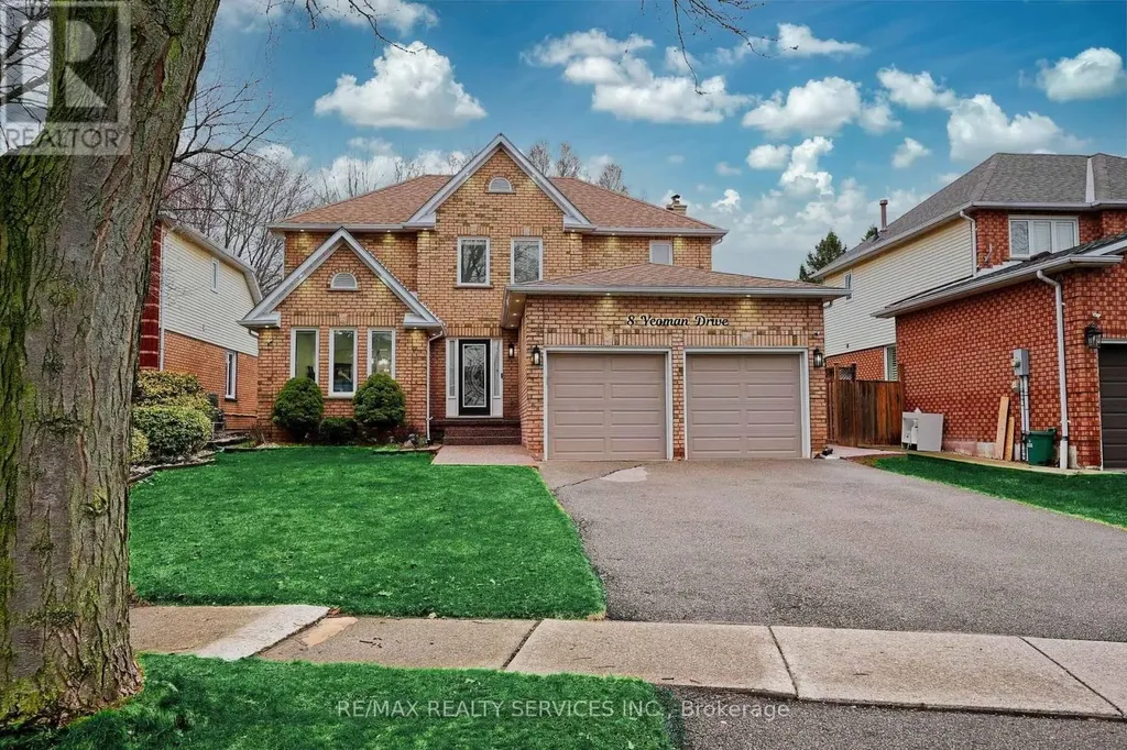 8 Yeoman Drive Brantford ON N3R 7S8