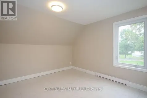 1429 Meadow Drive Ottawa ON K4P 1B1