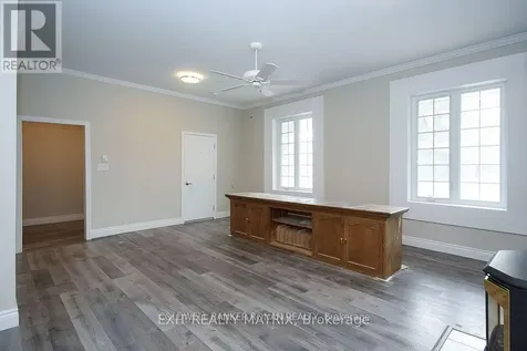 1429 Meadow Drive Ottawa ON K4P 1B1