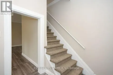 1429 Meadow Drive Ottawa ON K4P 1B1
