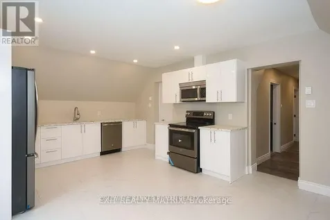 1429 Meadow Drive Ottawa ON K4P 1B1