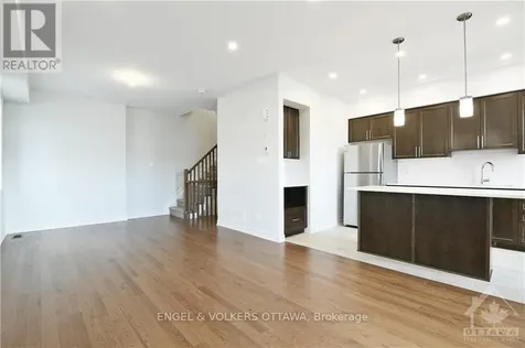 18 Verglas Lane Ottawa ON K1W 0P5