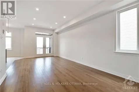 18 Verglas Lane Ottawa ON K1W 0P5