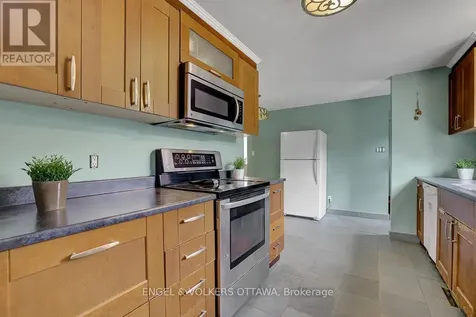 1844 Prestwick Drive Ottawa ON K1E 2T3