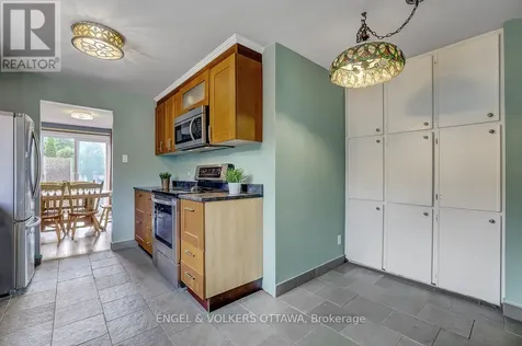 1844 Prestwick Drive Ottawa ON K1E 2T3