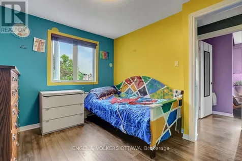 1844 Prestwick Drive Ottawa ON K1E 2T3