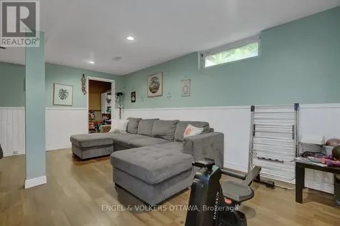 1844 Prestwick Drive Ottawa ON K1E 2T3