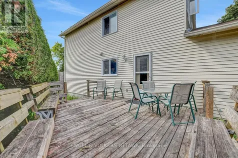 1844 Prestwick Drive Ottawa ON K1E 2T3