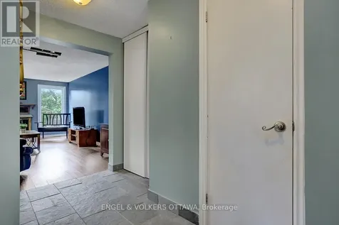 1844 Prestwick Drive Ottawa ON K1E 2T3