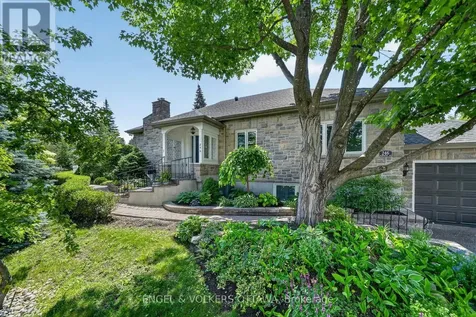246 Mountbatten Avenue Ottawa ON K1H 7L8