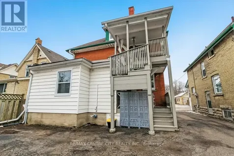 92 Forest Avenue St. Thomas ON N5R 2J5