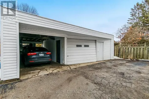 92 Forest Avenue St. Thomas ON N5R 2J5