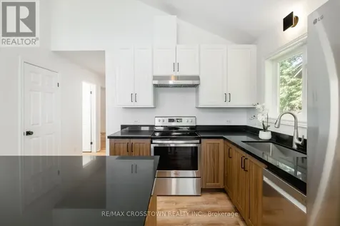 1799 Champlain Road Tiny ON L9M 0B6