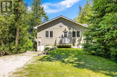 1799 Champlain Road Tiny ON L9M 0B6