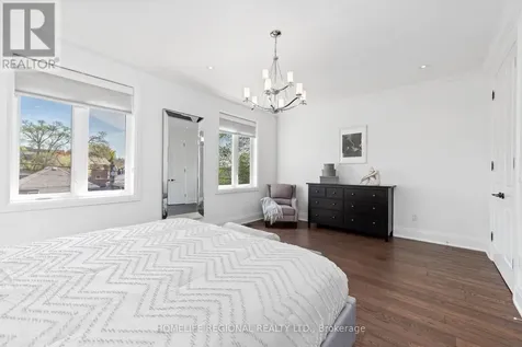 313 Robina Avenue Toronto (oakwood Village) ON M6C 3Z2