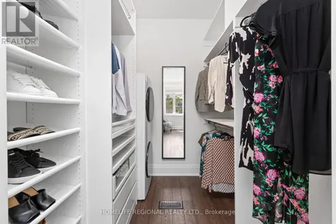 313 Robina Avenue Toronto (oakwood Village) ON M6C 3Z2