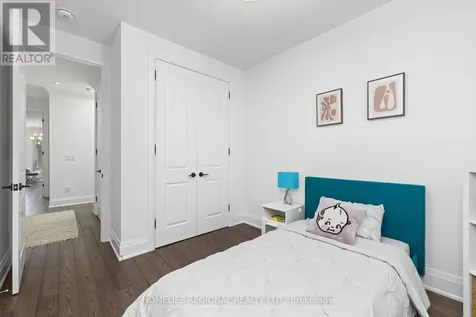 313 Robina Avenue Toronto (oakwood Village) ON M6C 3Z2