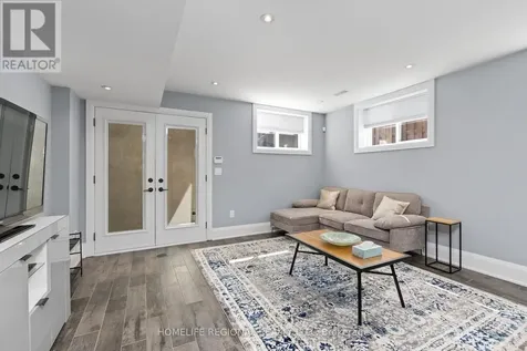 313 Robina Avenue Toronto (oakwood Village) ON M6C 3Z2