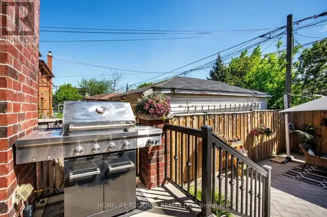 313 Robina Avenue Toronto (oakwood Village) ON M6C 3Z2