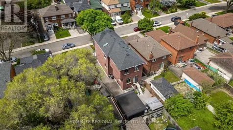 313 Robina Avenue Toronto (oakwood Village) ON M6C 3Z2