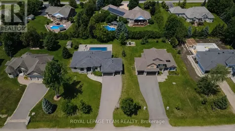 1801 Cedarlakes Way Ottawa ON K4P 1G4