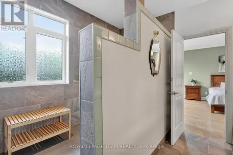 1801 Cedarlakes Way Ottawa ON K4P 1G4