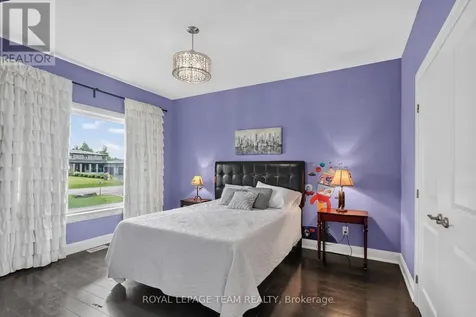 1801 Cedarlakes Way Ottawa ON K4P 1G4